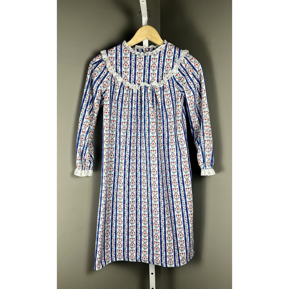 Vintage Lanz of Salzburg Flannel Granny Nightgown Girls 7/8M 80's Tyrolean Print
